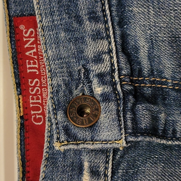 Like New Guess Jeans Beads and Hearts Distressed Mini Skirt - Picture 3 of 9
